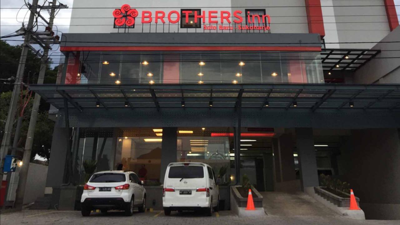 Brothers Inn Sukoharjo Екстериор снимка
