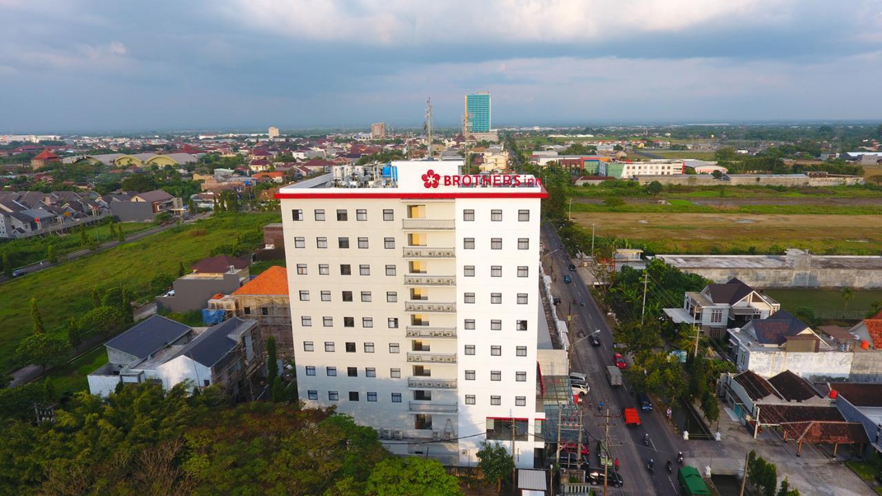 Brothers Inn Sukoharjo Екстериор снимка