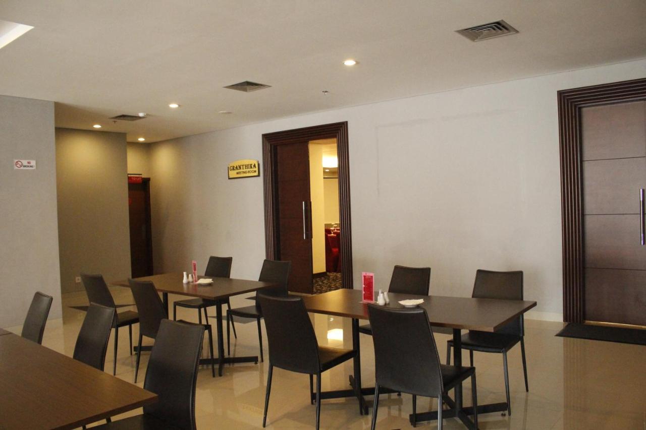 Brothers Inn Sukoharjo Екстериор снимка