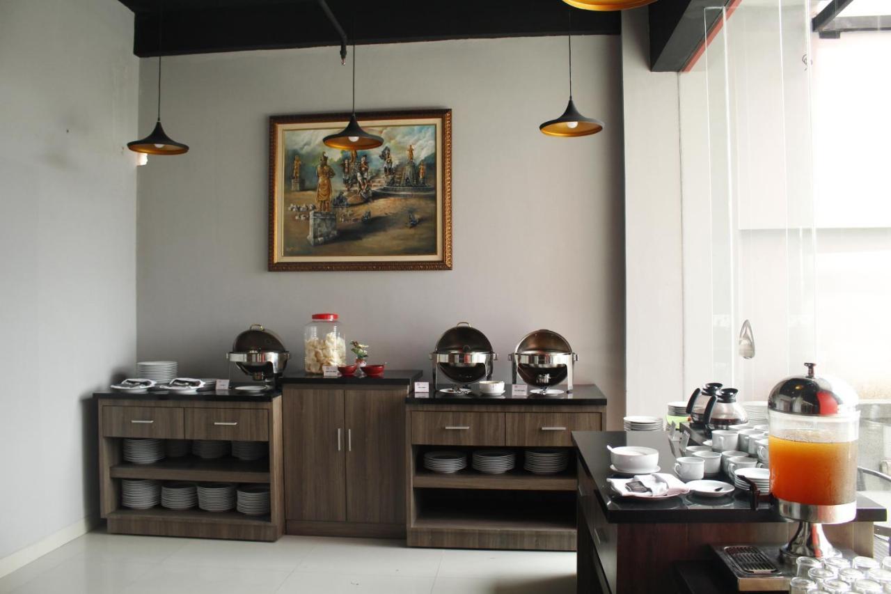 Brothers Inn Sukoharjo Екстериор снимка